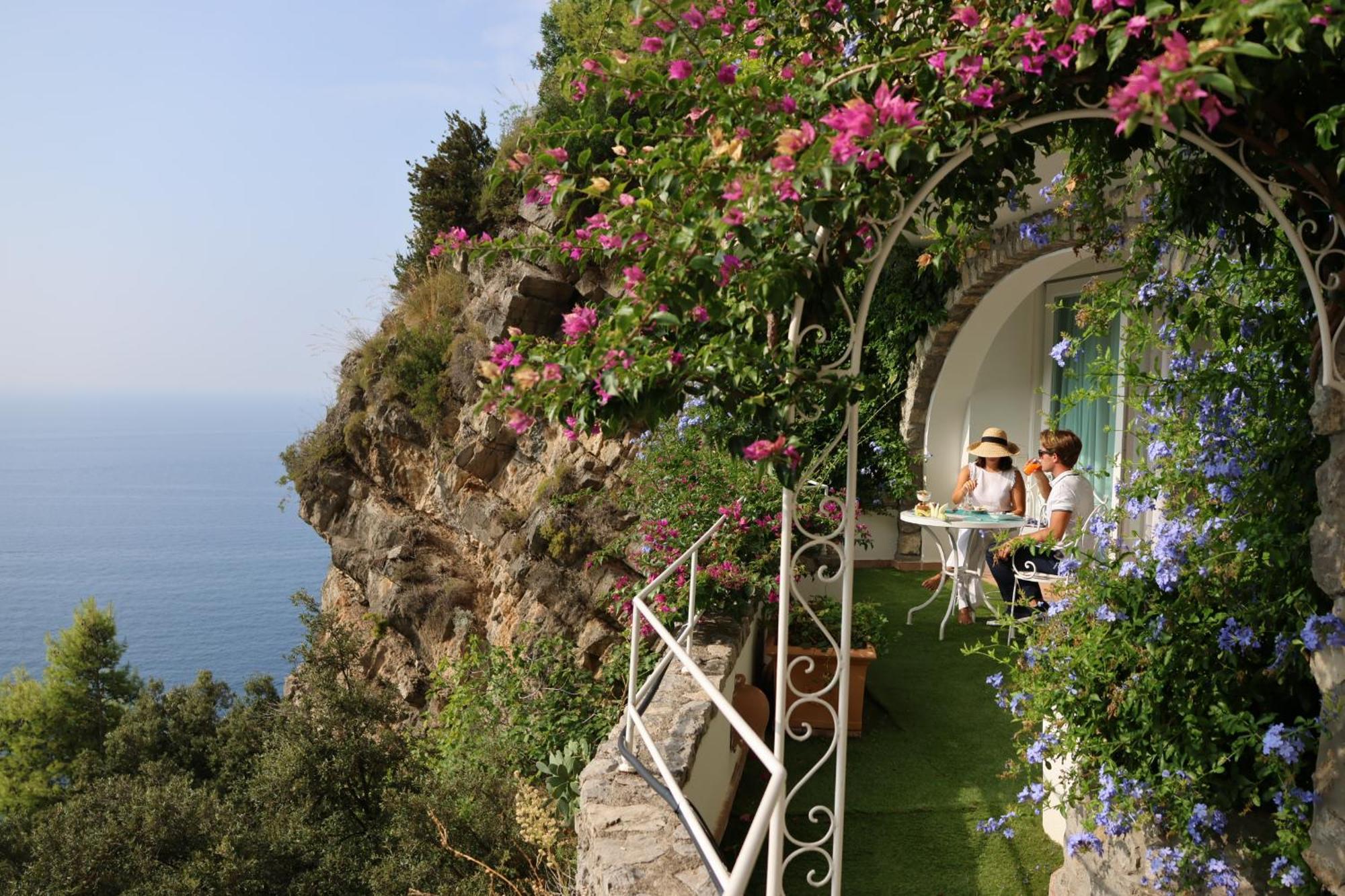 Hotel Piccolo Sant'Andrea Praiano Esterno foto