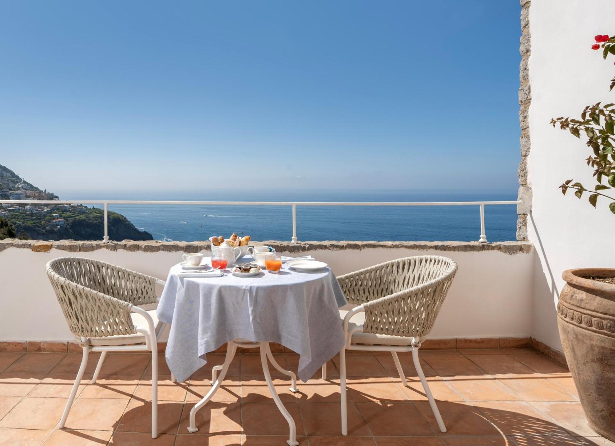 Hotel Piccolo Sant'Andrea Praiano Esterno foto
